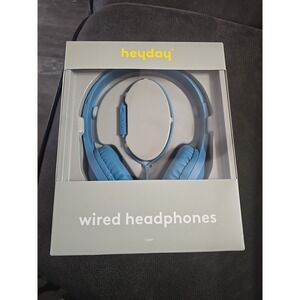 Heyday Wired Headphones Complete‎ With Microphone With Remote in Color: BLUEBIRD